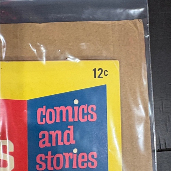 Walt Disney's Comics and Stories Vintage Comic Book (1967) - Picture 3 of 5